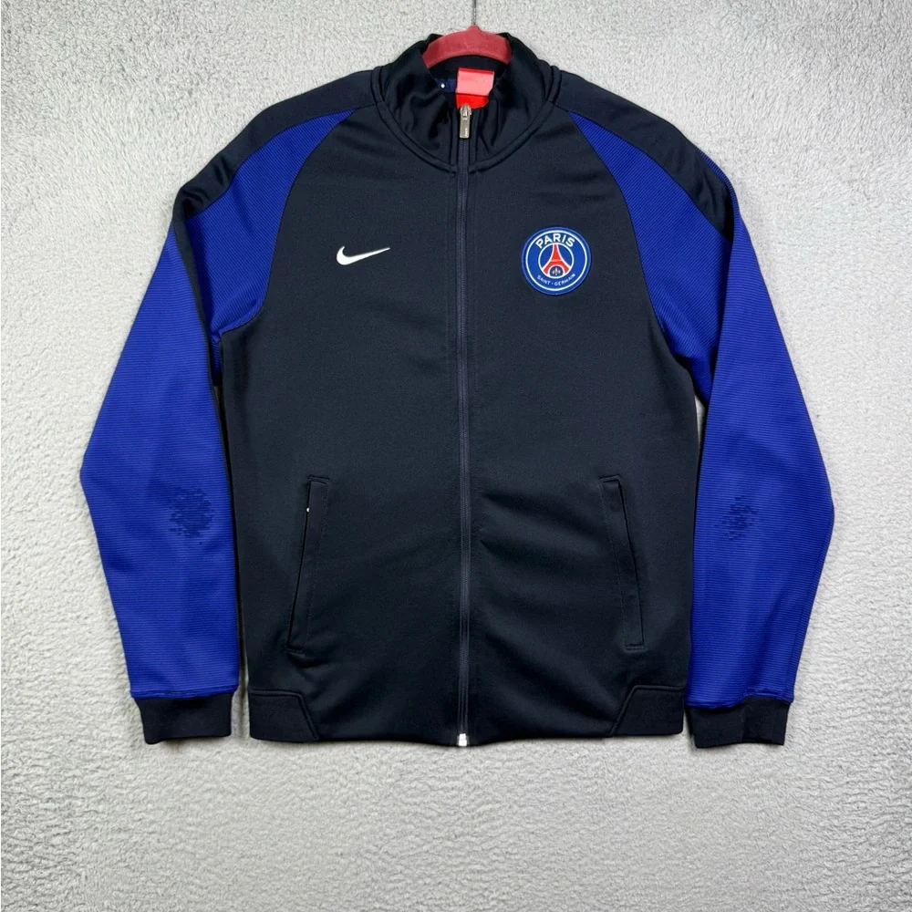 Nike paris saint